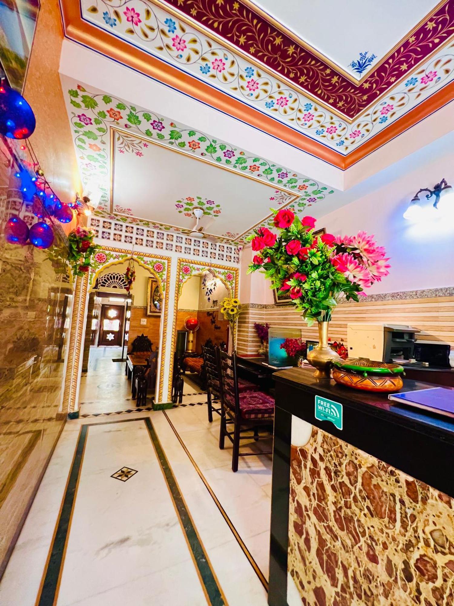 Hotel Moon Light Palace Jaipur Ngoại thất bức ảnh