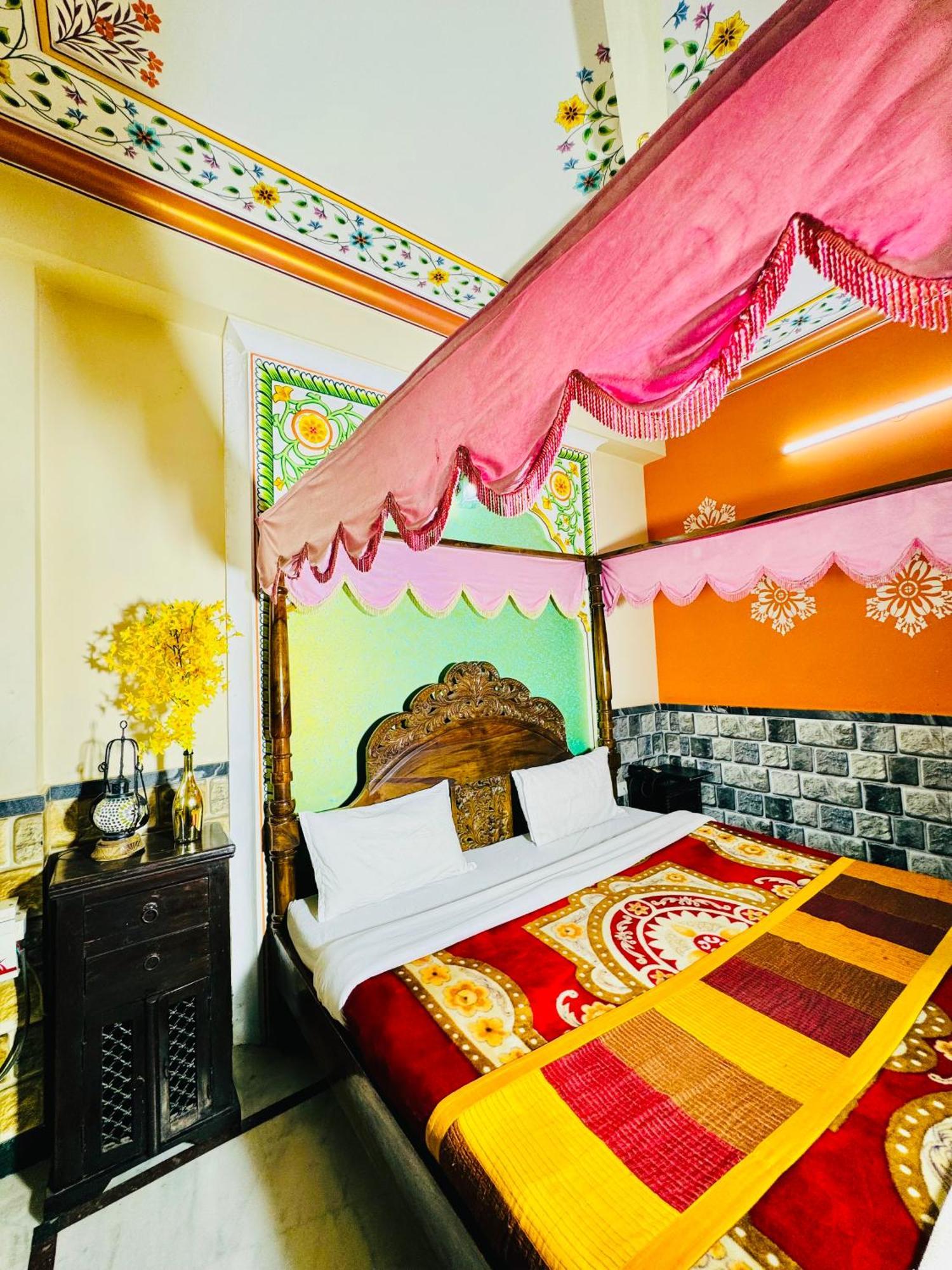 Hotel Moon Light Palace Jaipur Ngoại thất bức ảnh
