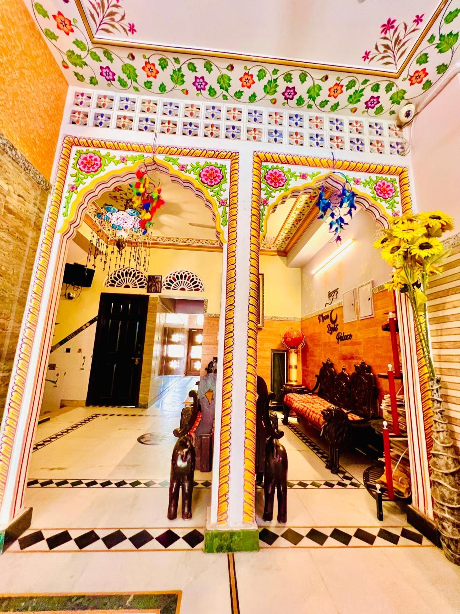 Hotel Moon Light Palace Jaipur Ngoại thất bức ảnh
