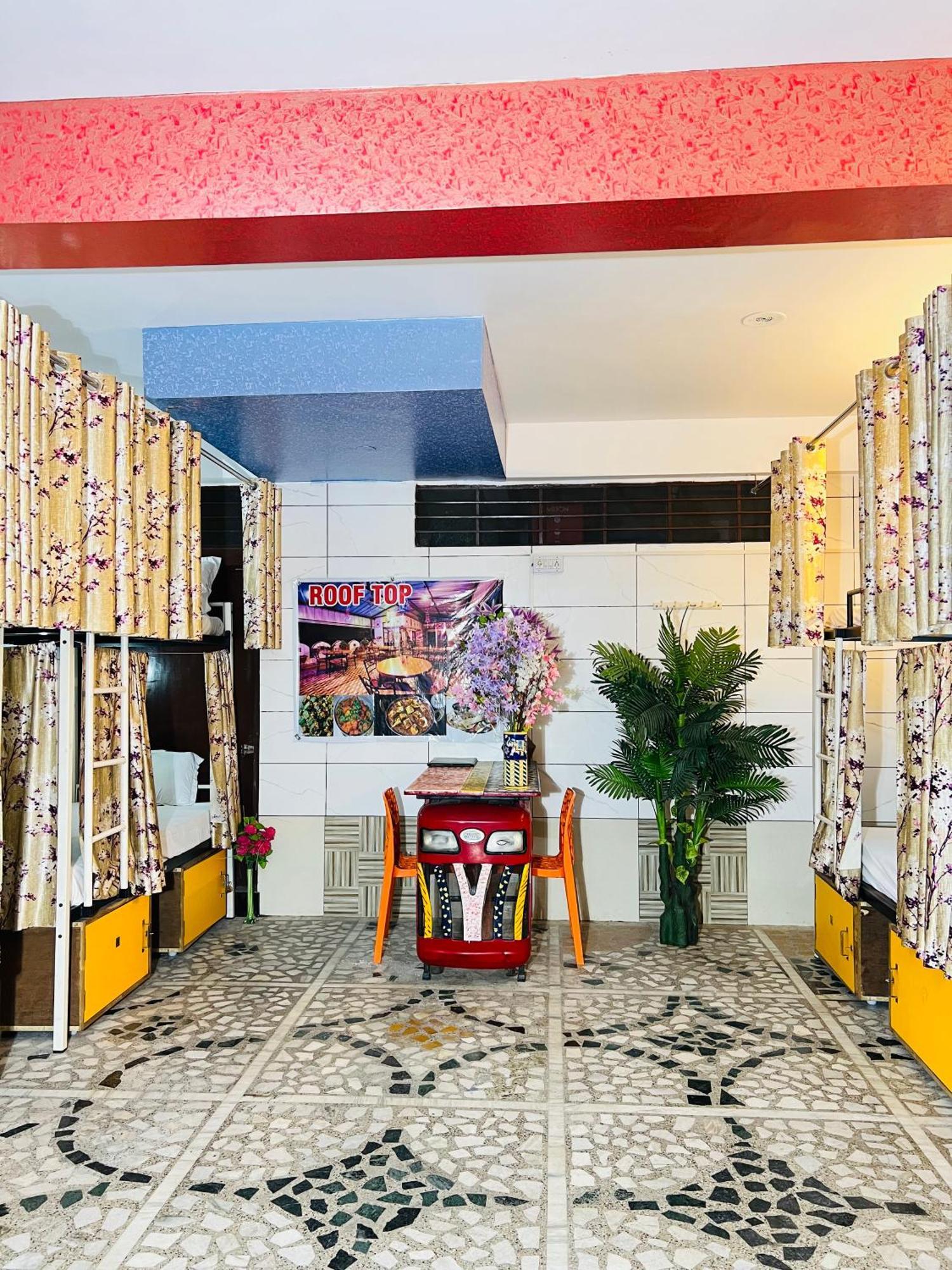 Hotel Moon Light Palace Jaipur Ngoại thất bức ảnh