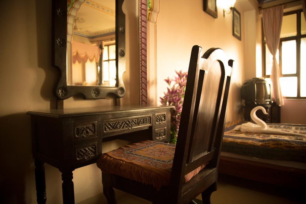 Hotel Moon Light Palace Jaipur Ngoại thất bức ảnh