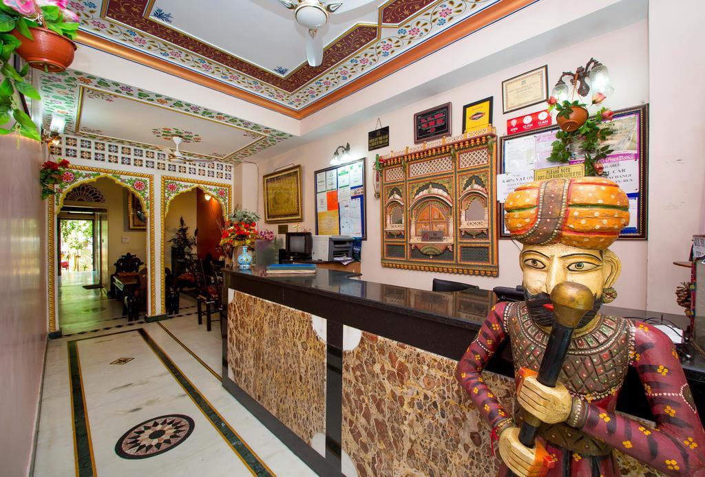 Hotel Moon Light Palace Jaipur Ngoại thất bức ảnh